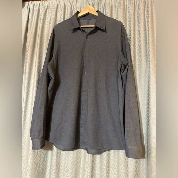 Lululemon Mens XL New Venture Classic Fit Long Sleeve Button Down Shirt Blue EUC